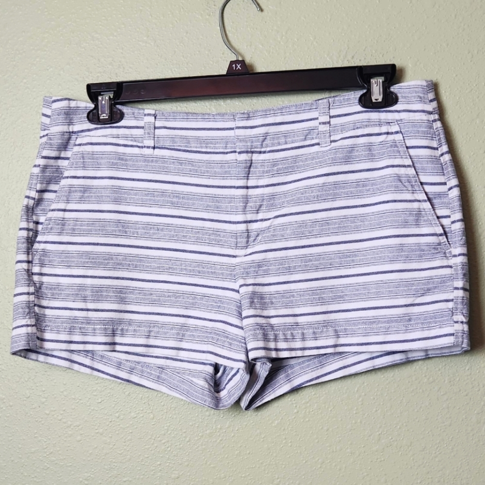 Gap Khakis 100% Cotton Chino Shorts Womens Size 12